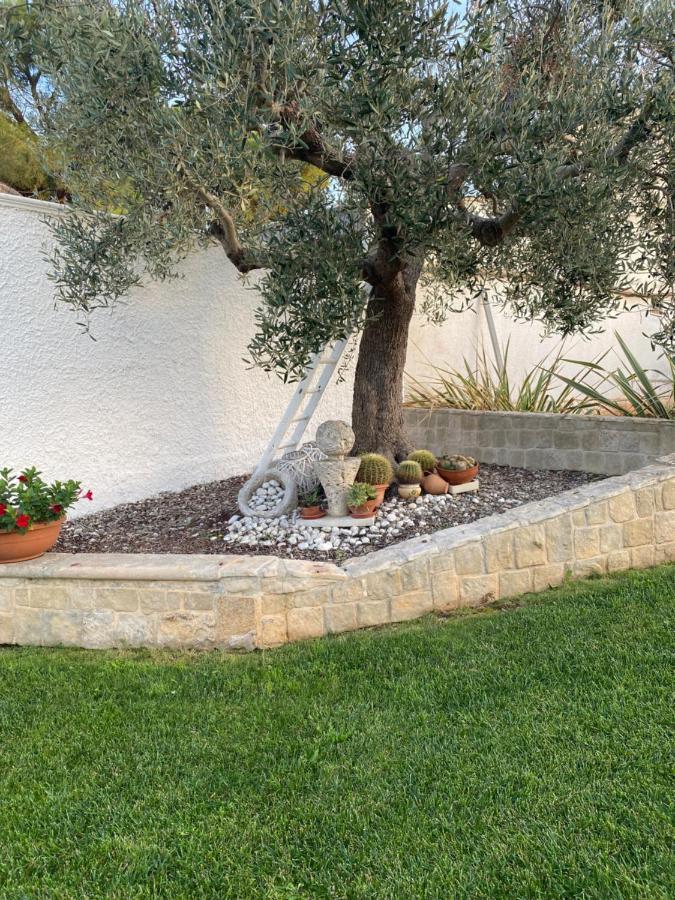 Trulli Del Relax Villa Castellana Grotte Exteriör bild